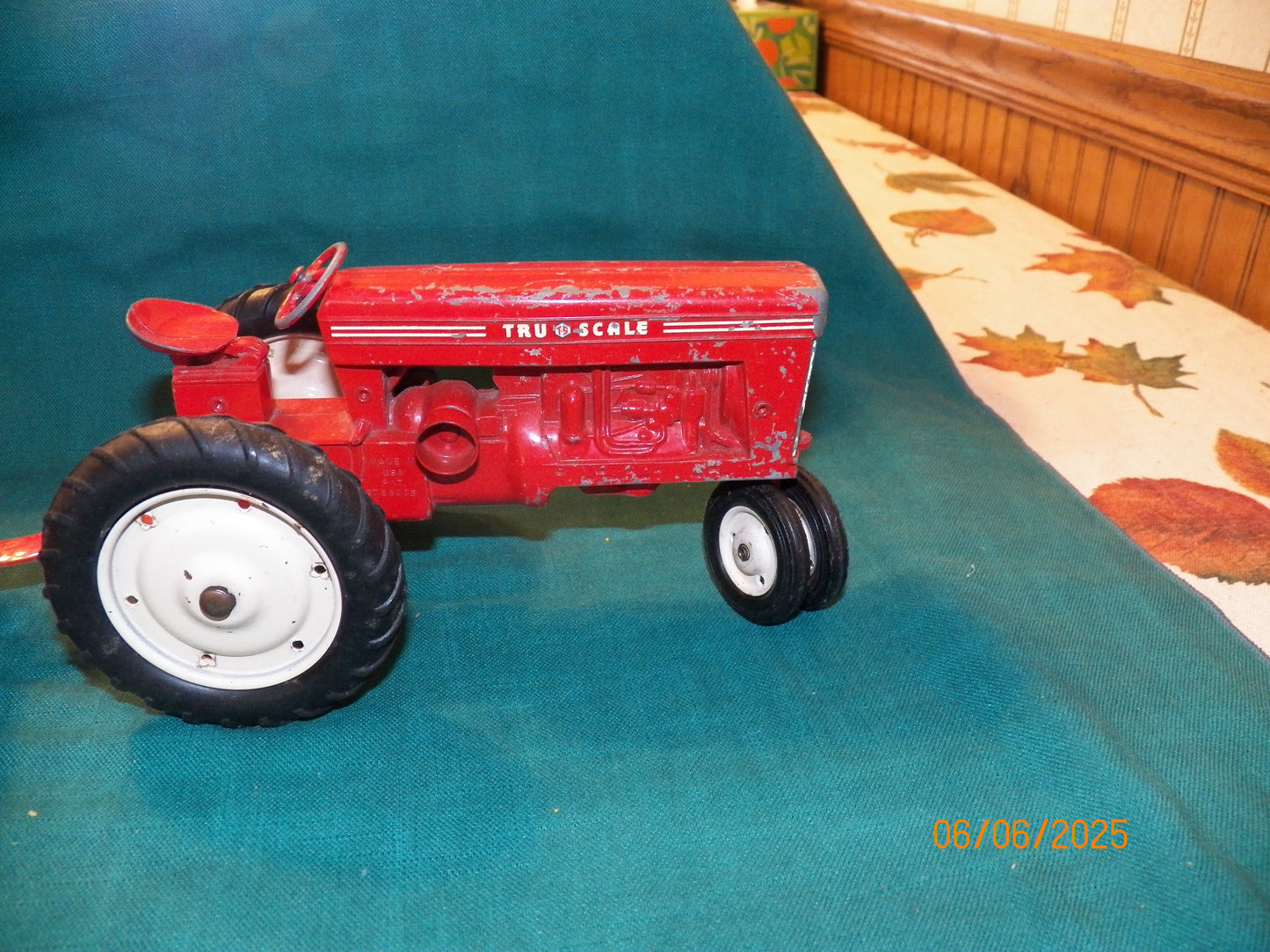 Vintage Tru-Scale Red Tractor & Wagon/Trailer