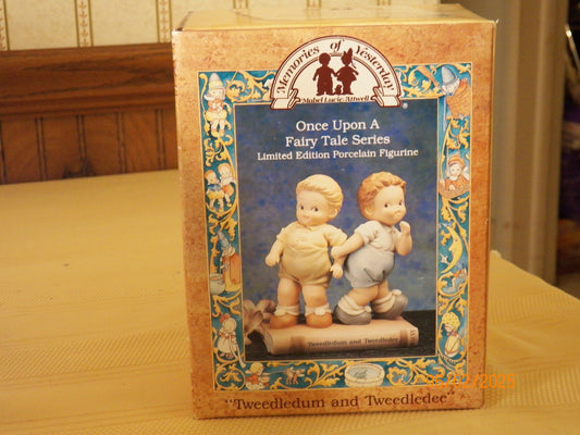 Vintage 1994 Enesco Memories Of Yesterday Tweedledum & Tweedledee Figurine Boys