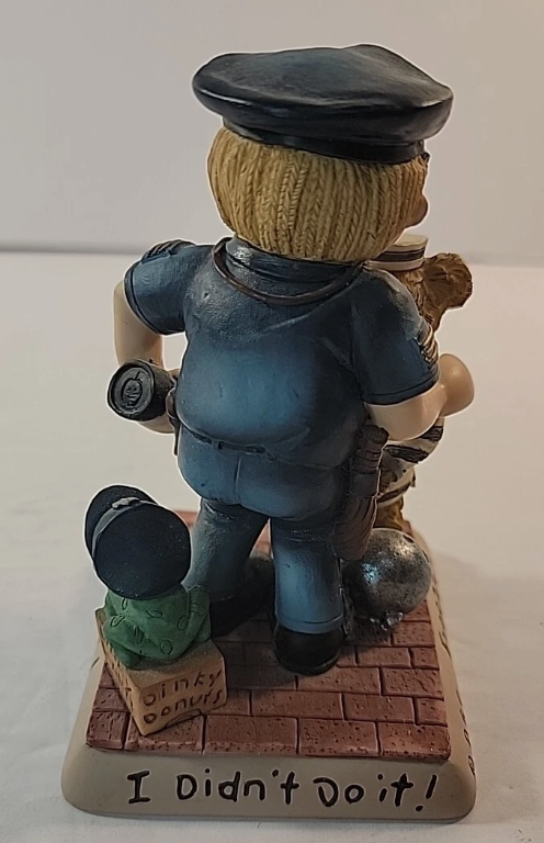 Vintage Chuck Berry Figurine Zingle Berry "Yes Sir Mr. Officer" # E 768